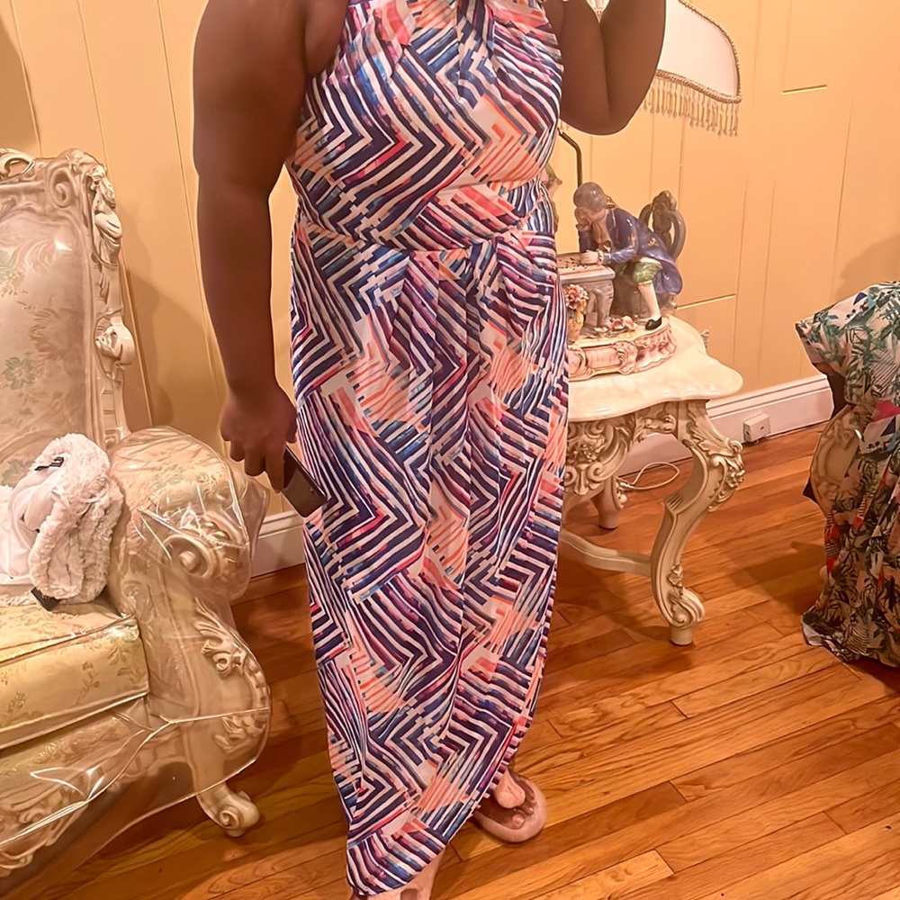 Fairly new womens dress